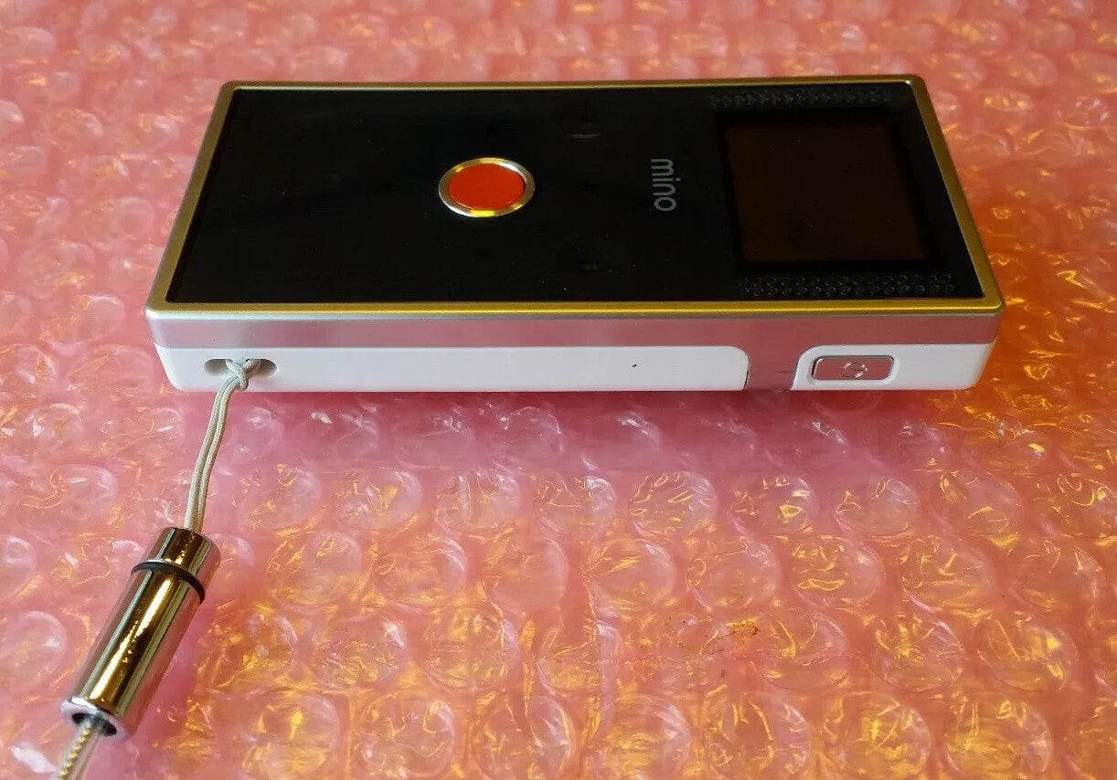 Apco FlipVideo Mini Video Camera Model F360w Psv 460 2 GB On Board Flash Memory