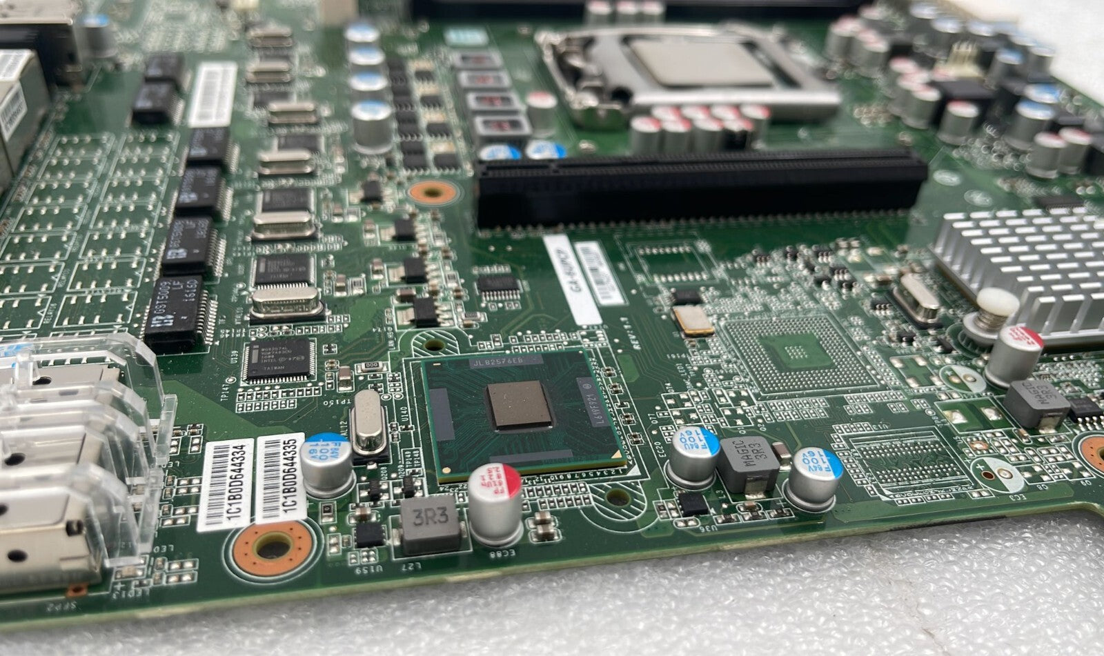 Gigabyte GA-6UPCP Fortinet Board FortiAnalyzer 1000D W/ intel E3-1275V2