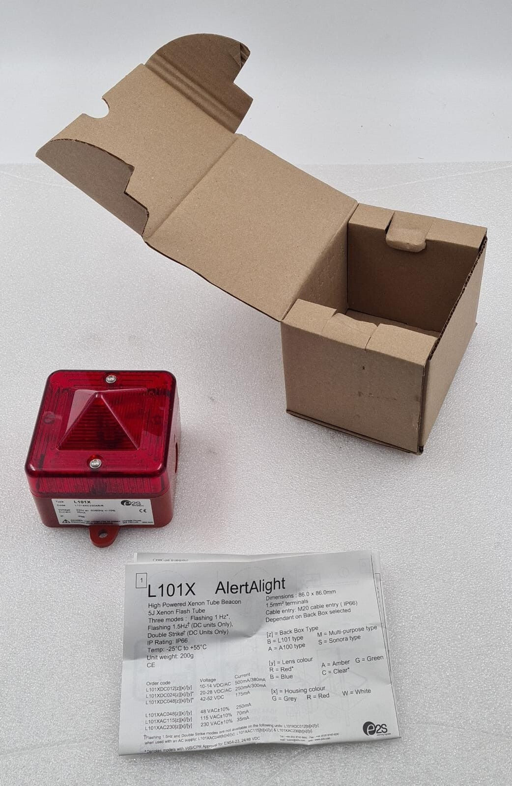 NEW- E2S Warning Signal L101X AlertAlight L101XAC230AR/R 230V IP66 Xenon Beacon