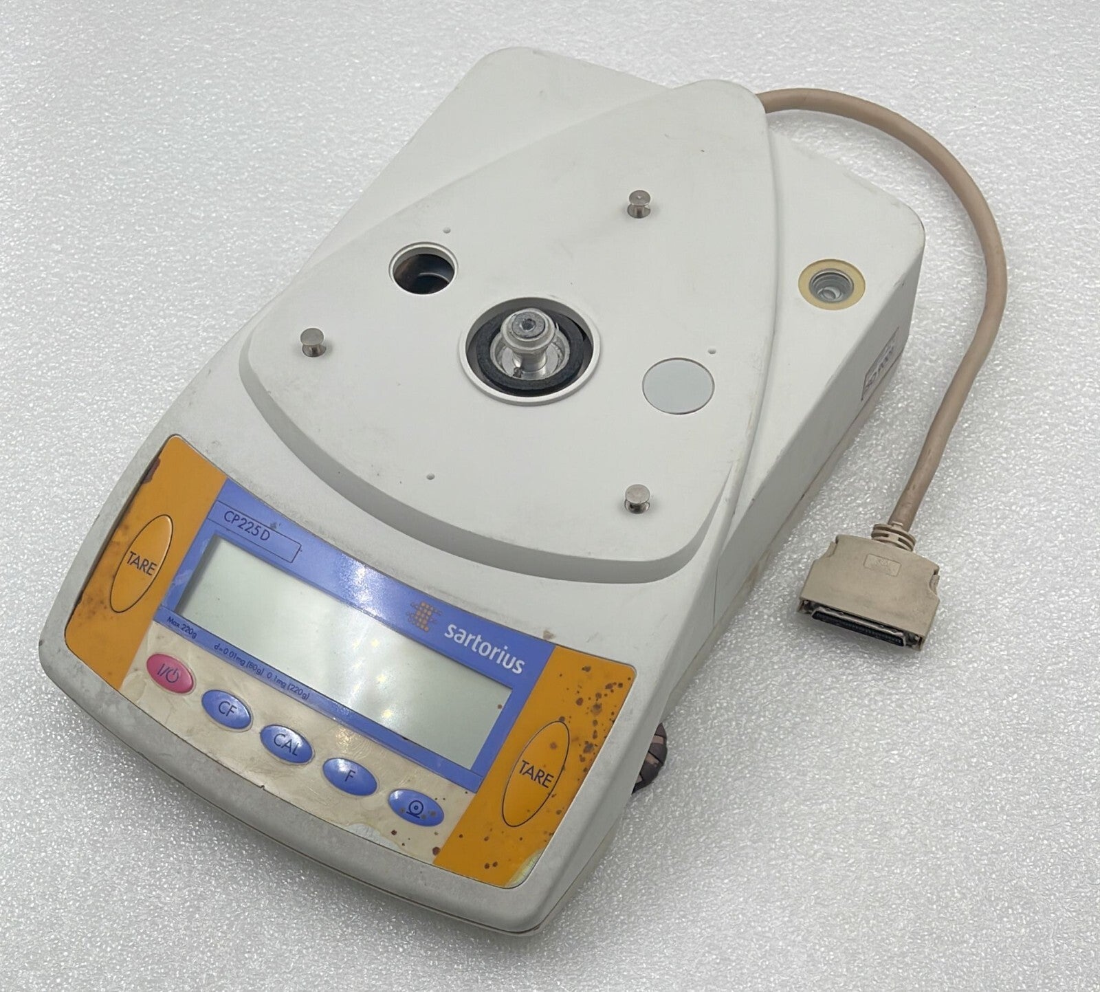 Sartorius CP225D laboratory analytical balance ** AS IS