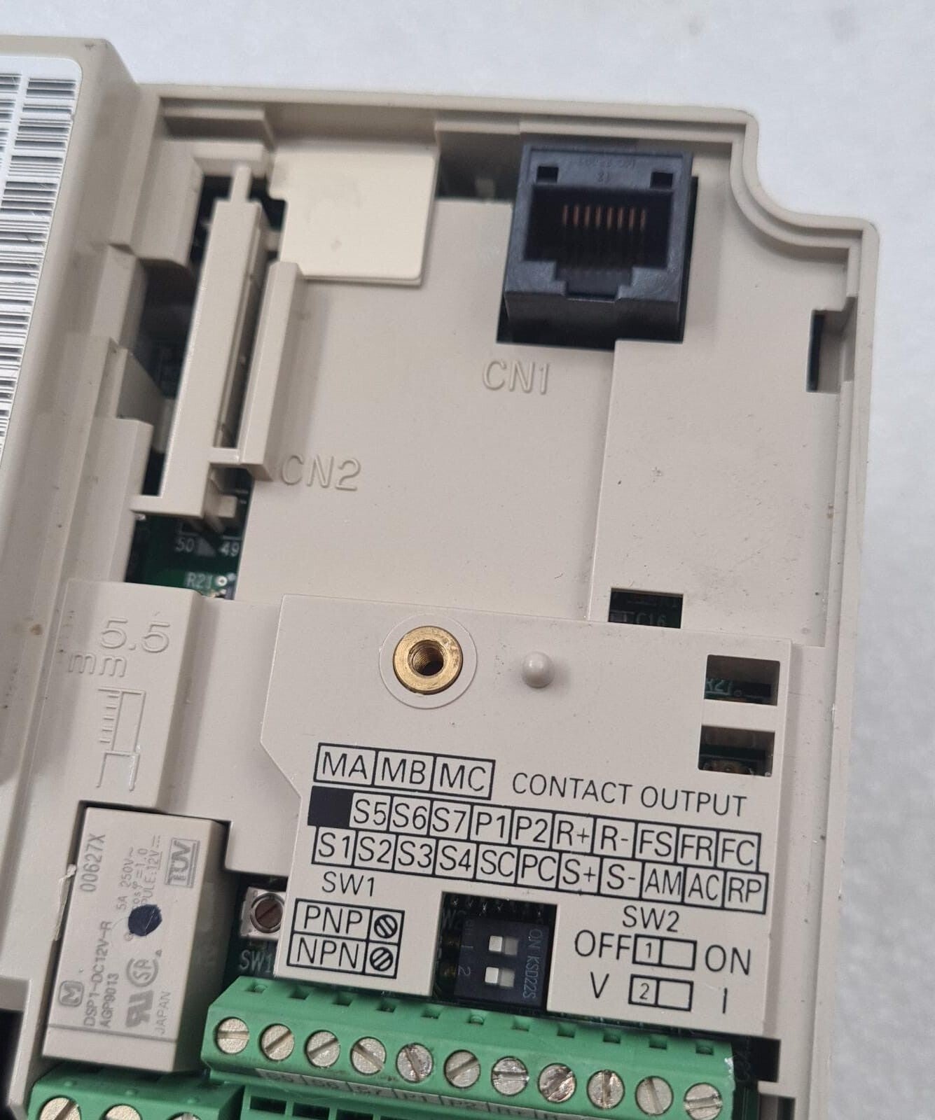 YASKAWA LV CIMR-V7SC22P2 A53610098 GEN3 INVERTER ASSEMBLY 200V 3PH 2.2KW E131457