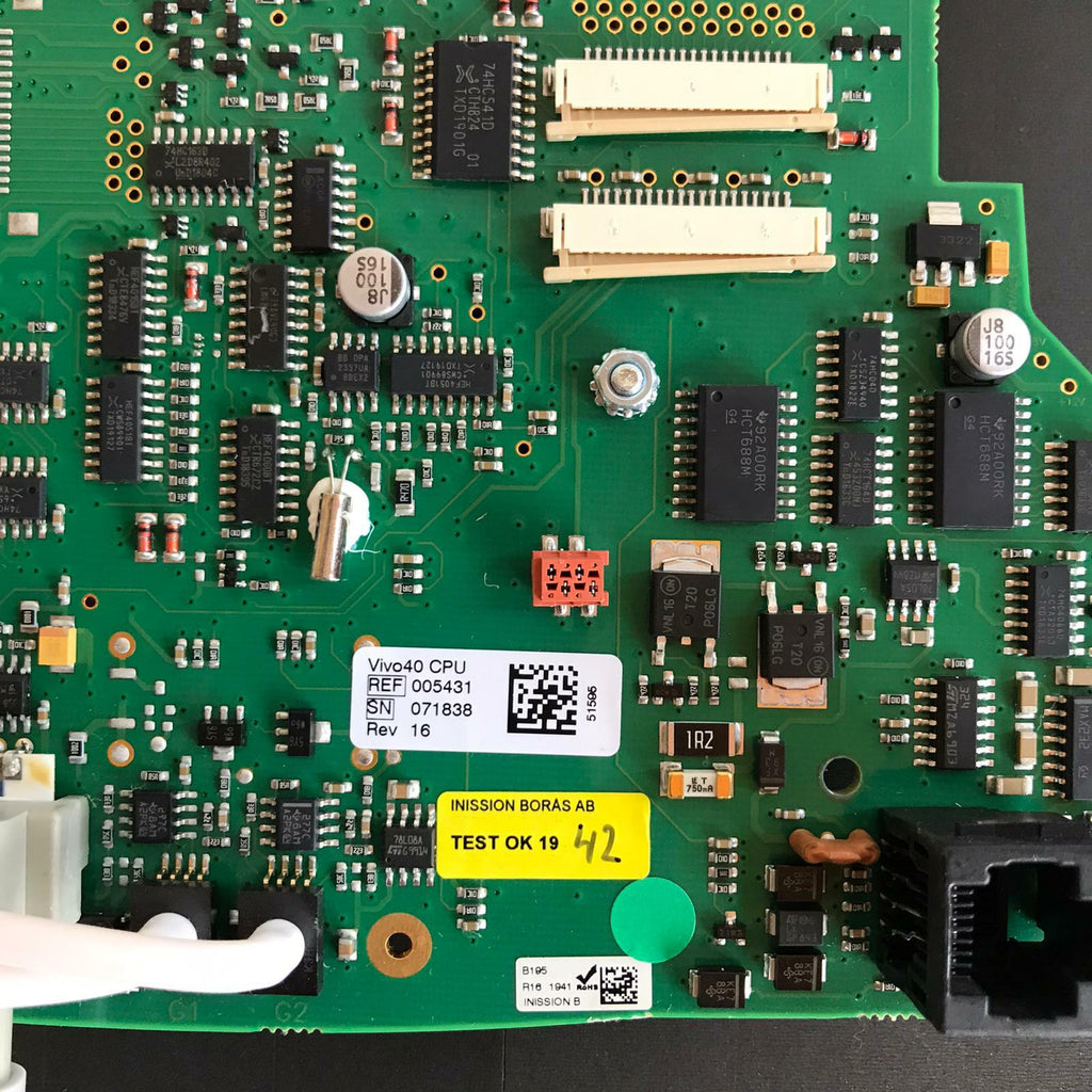 Breas Medical AB Vivo 30 Ventilator Main CPU Board & Display CAD068-R11