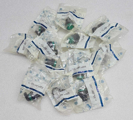 Telemecanique ZA2-BW33 green pushbutton operator 064840 9918 lot of 13