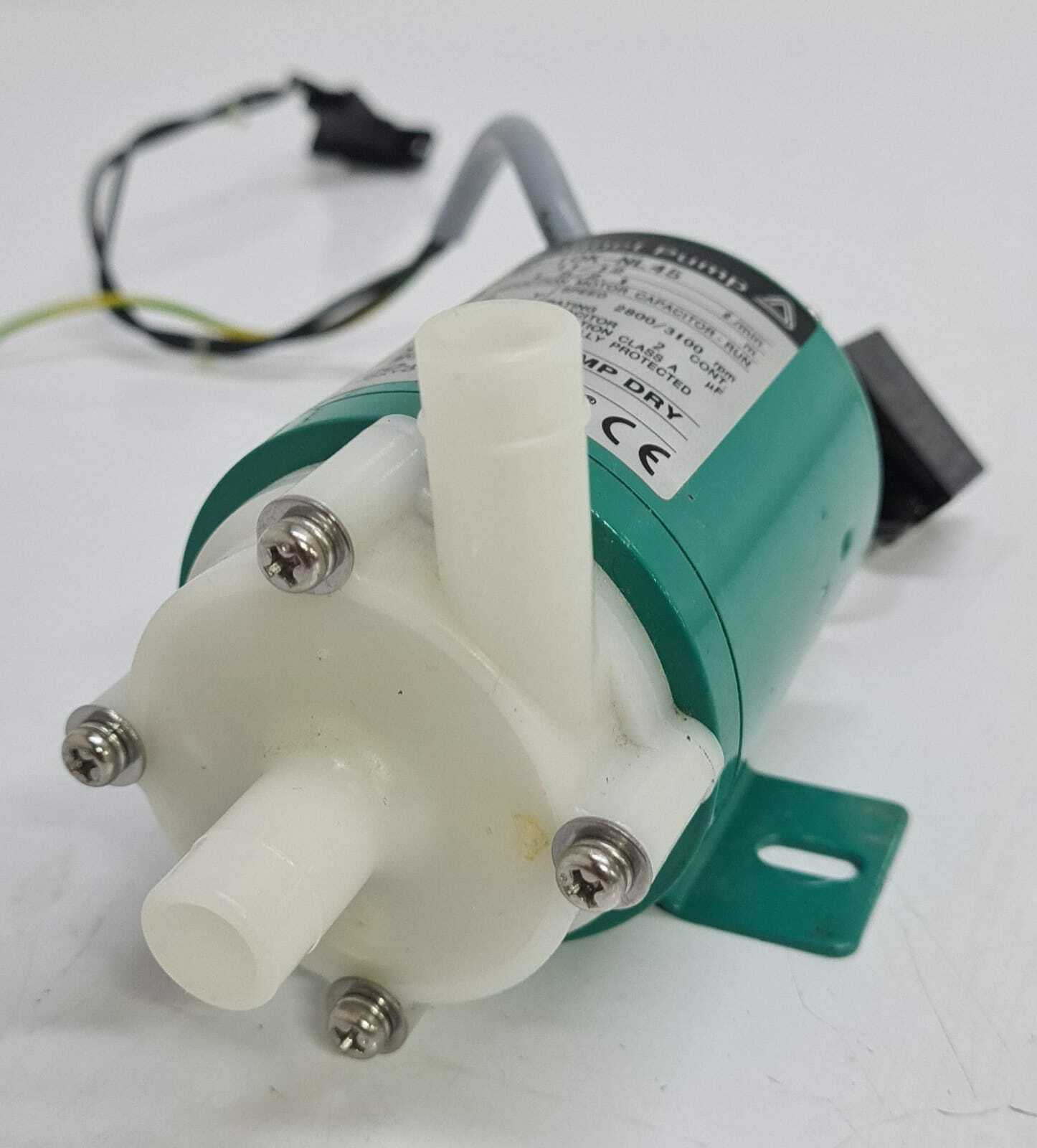 Iwaki Magnet Pump MD-10K-NL45 11/12 l/m 100V - Broken Cover