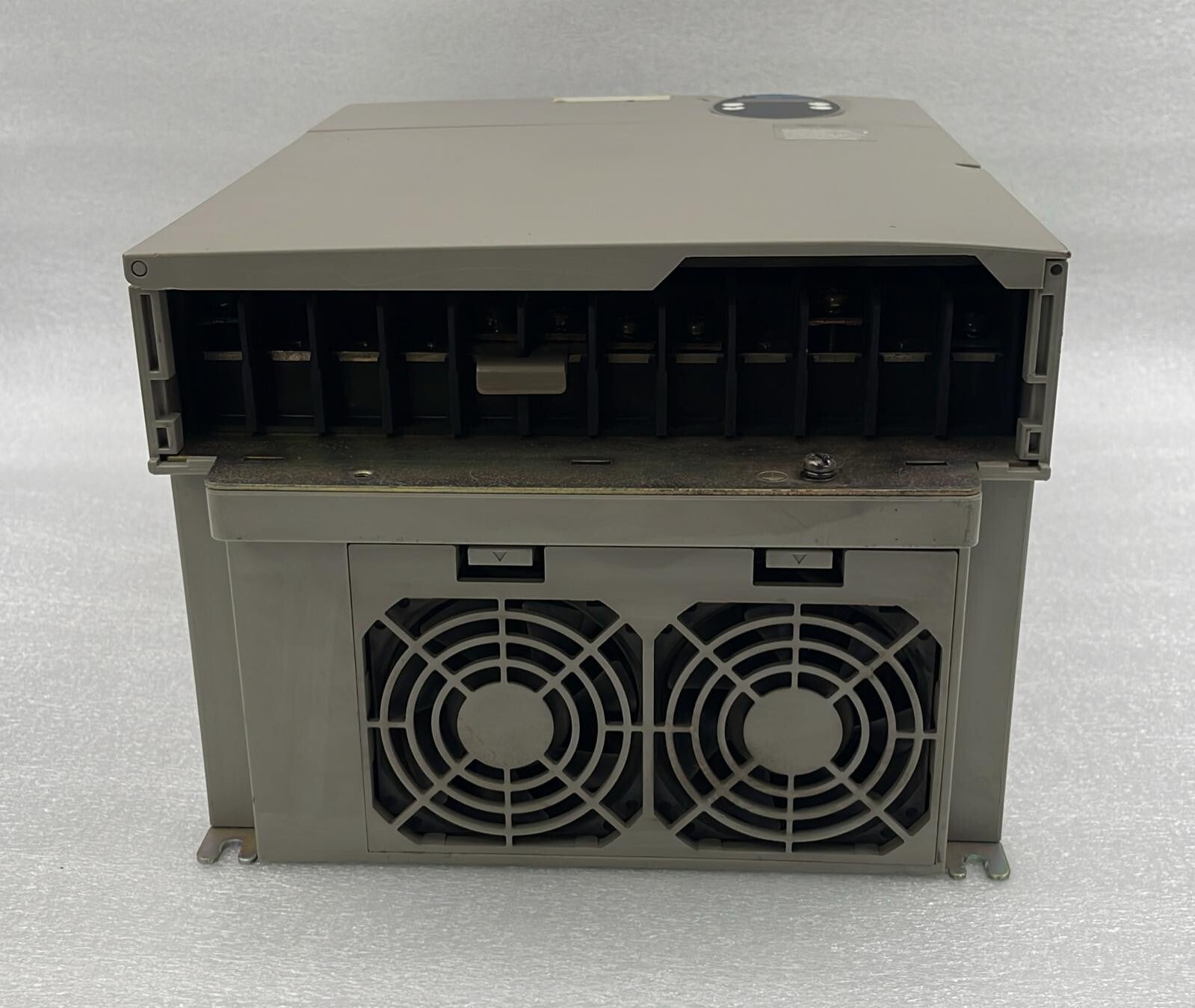 Schneider Telemecanique Altivar 31 ATV31HD15N4 V1.2 IE03 15kW 20HP Drive
