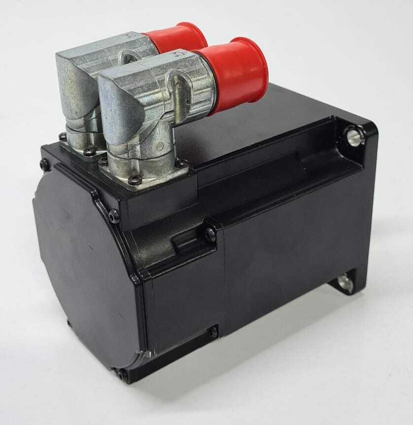 NEW - Danaher Motion 3 PM SERVOMOTOR AKM41S-ANCN2-02 Servo Motor