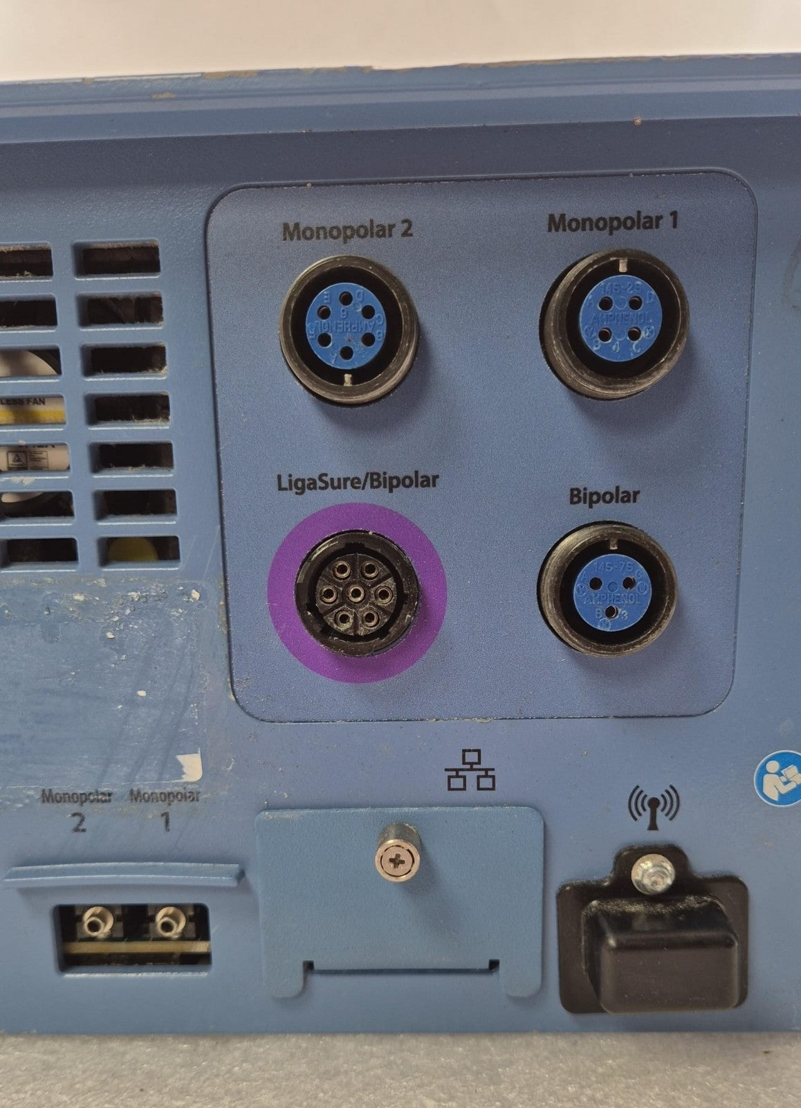 COVIDIEN Valleylab FT10 FT Series Energy Platform VLFT10GEN **AS-IS**