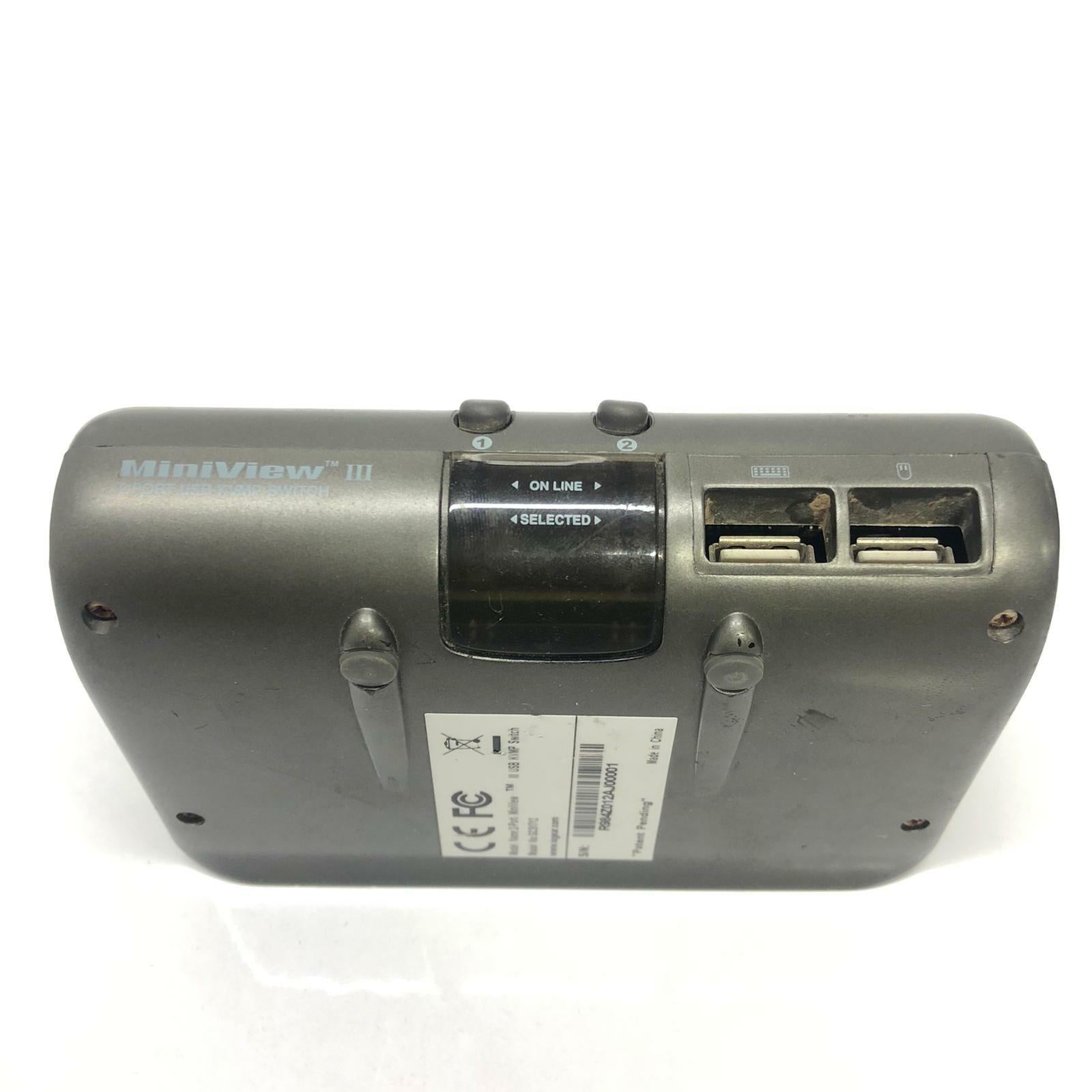 IO Gear Mini View 3 2 Port Usb Kvmp Switch Gcs 1712 Sn R984z012aj00001