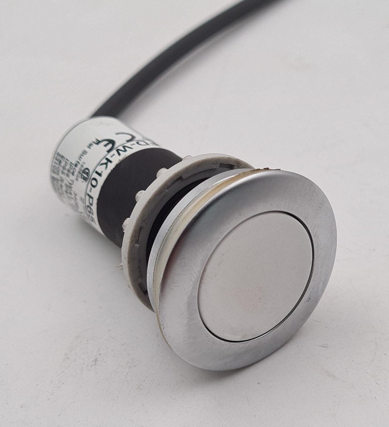 Eaton C30C-FD-W-K10-P65 IEC 60947-5-1 Pushbutton Illuminated WHITE