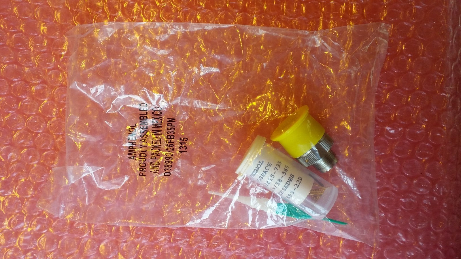 Amphenol D38999/26FB35PN Circular Mil Spec Connector  Plug