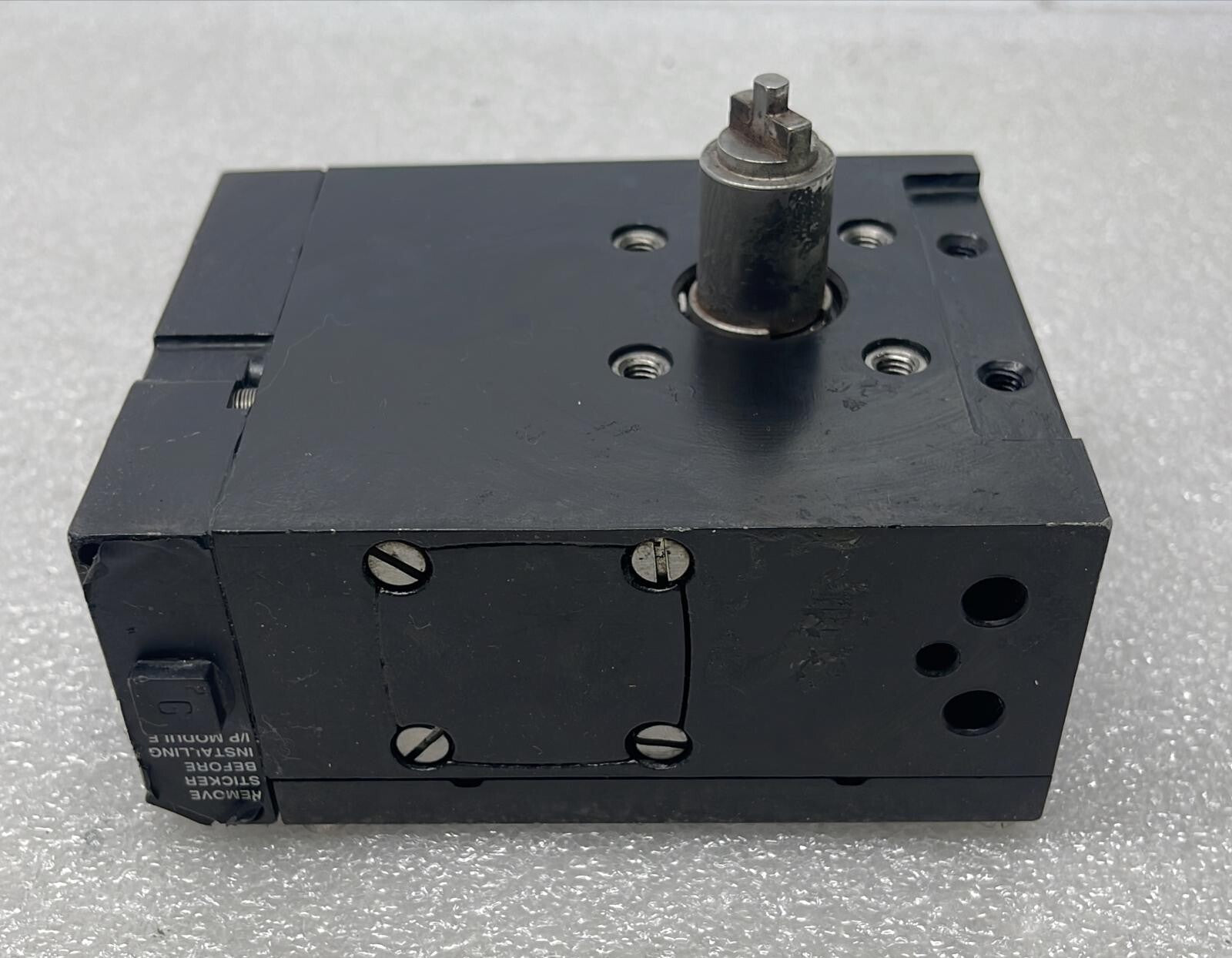 PMV PNEUMATIC POSITIONER P5 S/N 310742 20-100kPa 3-15 psi **AS IS