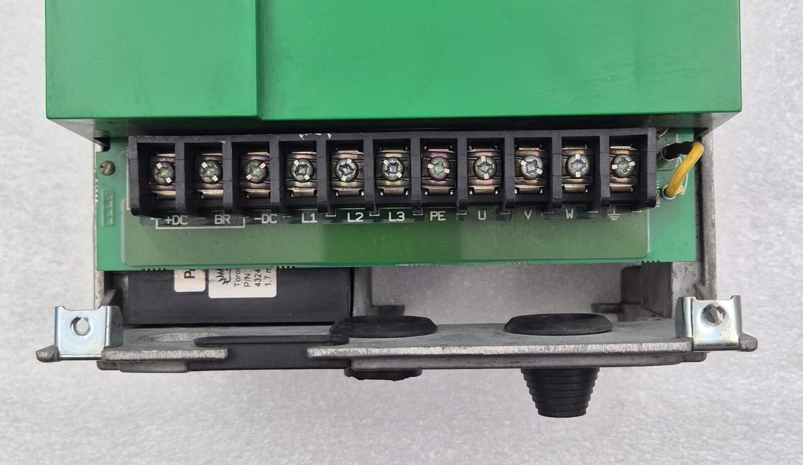 Commander SE 7.5kW heatsink cooling detail