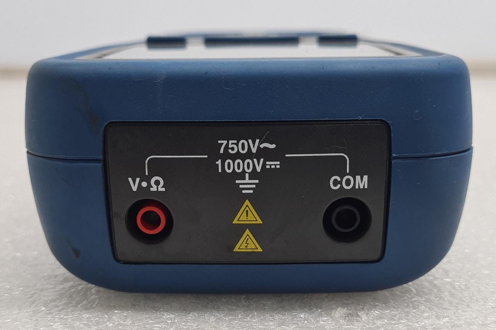 CEM DT-5505 Insulation Testers Large Dual Display W/ case