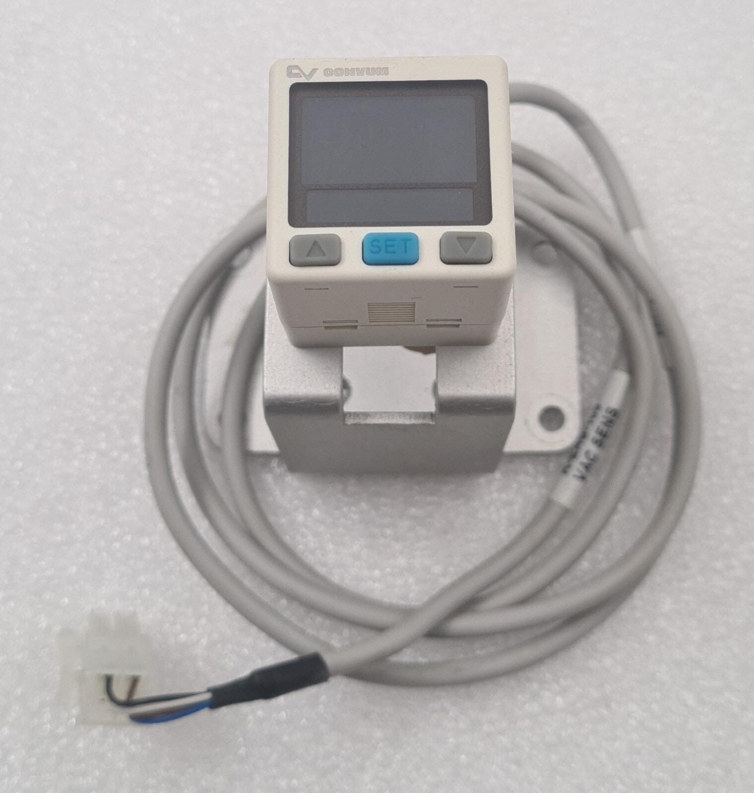 CONVUM MPS D42M5-NCA Digital Vacuum Pressure Flow Sensor DC12-24V