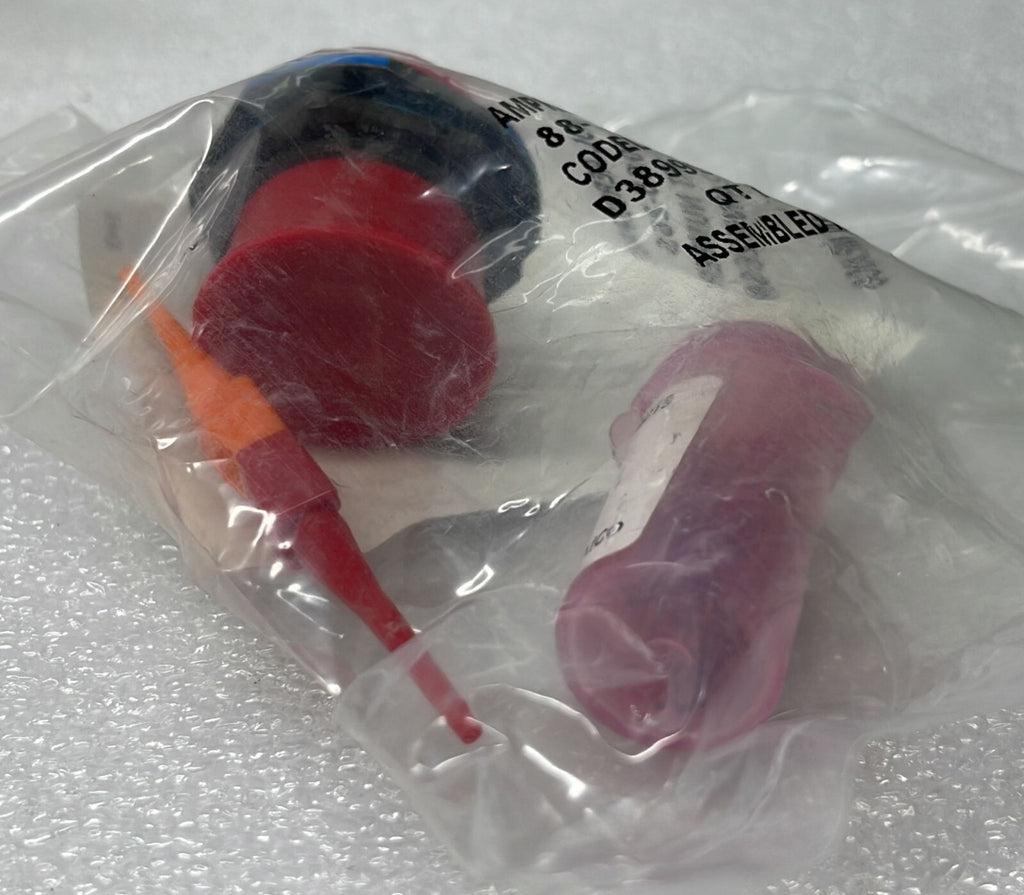 [LOT 6] NEW - Amphenol D38999/24WE26SN Circular MIL Spec Connector 88-552065-26S