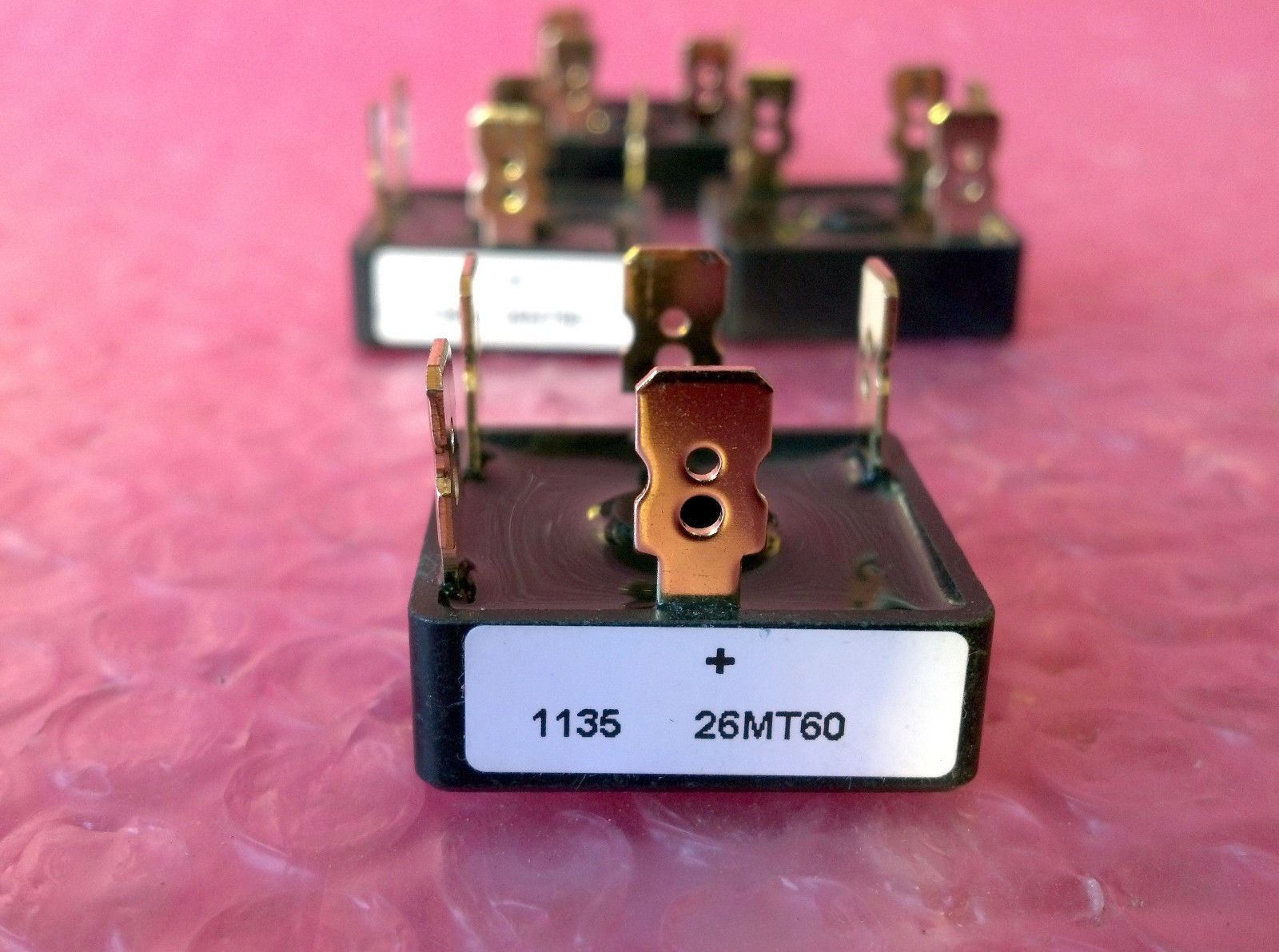 Lot Of 4 Vishay Semiconductor Vs 26MT60 Bridge Rectifier VS 26MT60 ND