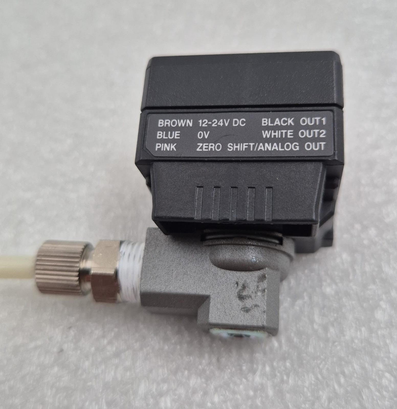 Keyence AP-C35 Pressure Sensors 6101499