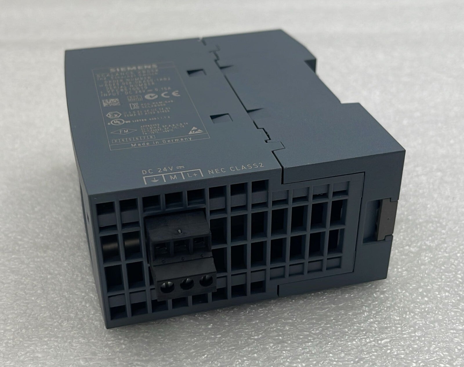 Siemens SIMATIC NET SCALANCE XB008 Enthernet Switch 6GK5 008-0BA00-1AB2 DC-24V