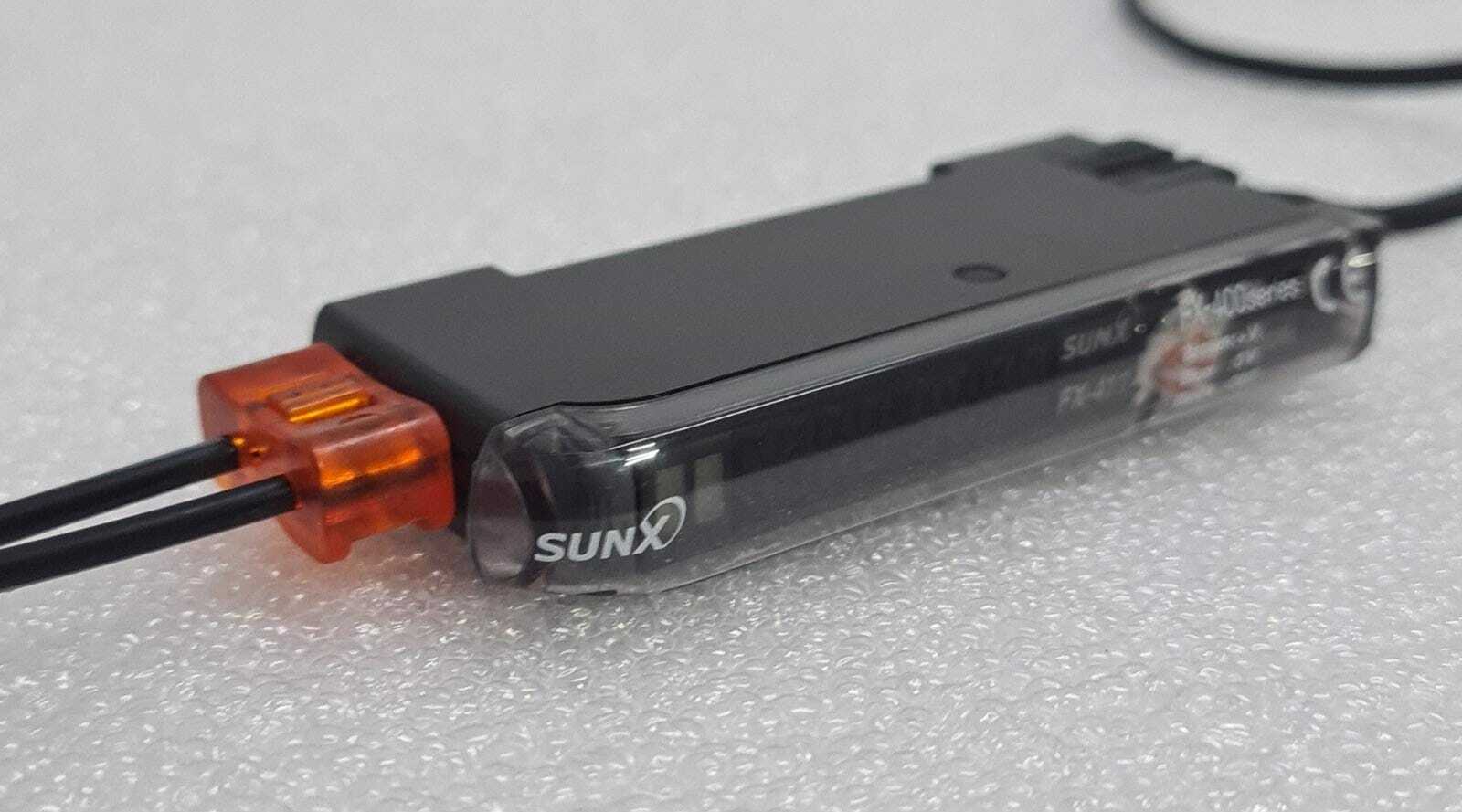 PANASONIC SUNX NAVI FX-411 Photoelectric Sensor W/ FD-W8 Fiber Optic
