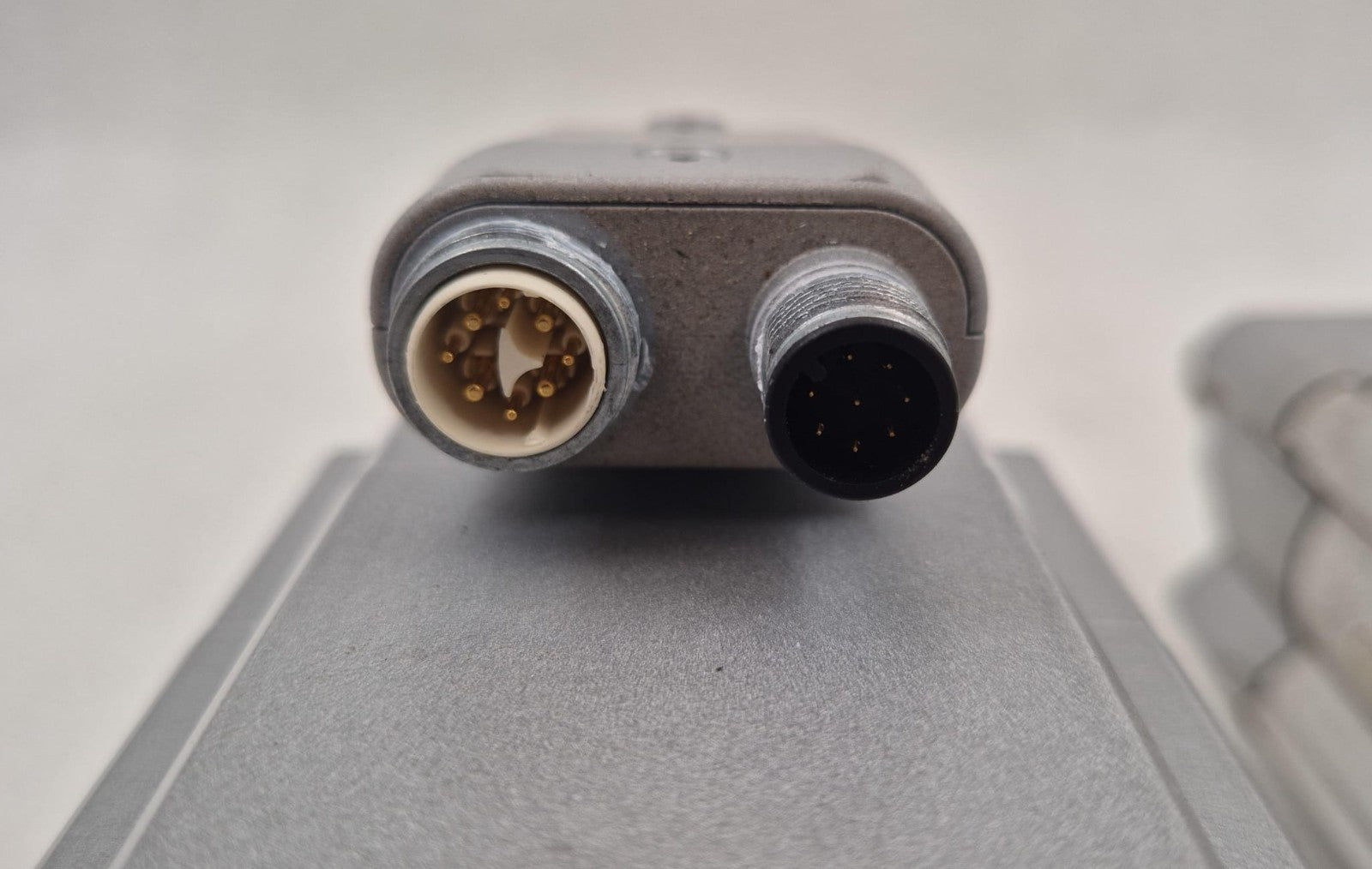 Festo servo motor circular industrial connector detail