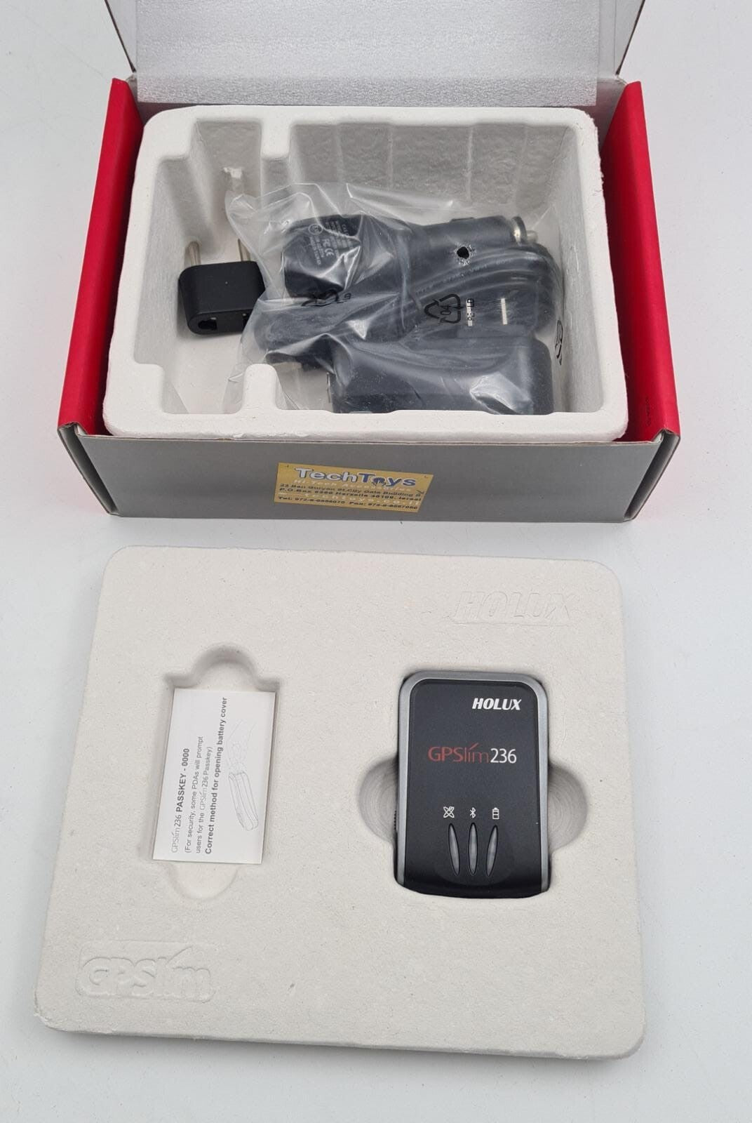 Holux GPSlim236 GR-236 96033-00 Wireless GPS Receiver Bluetooth - KIT