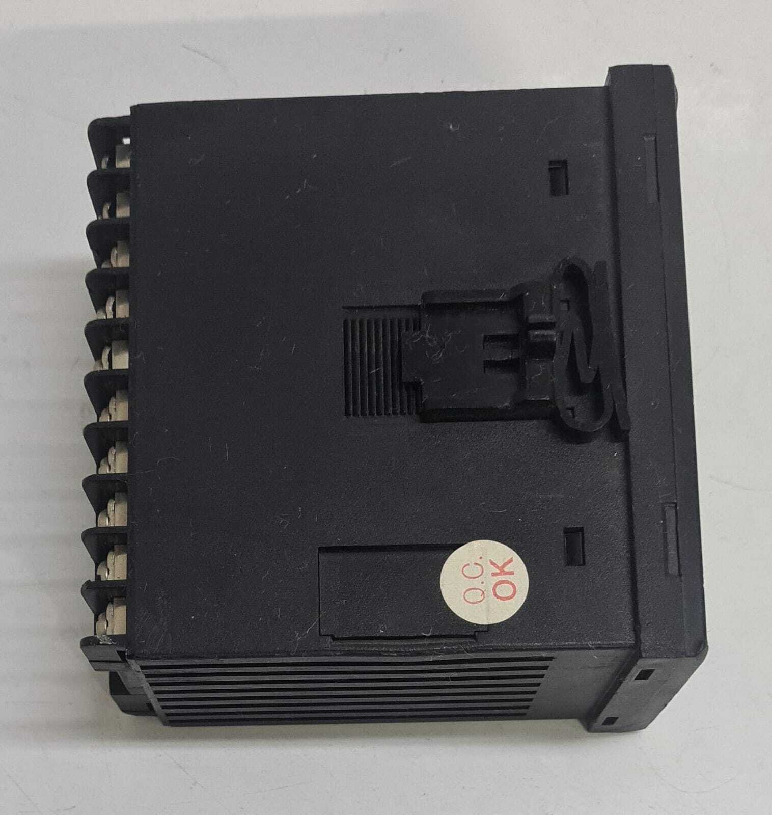 FineTek PT-7 PT-7331-S1410-0 Programmable Temperature Control Meter PT7331S14100