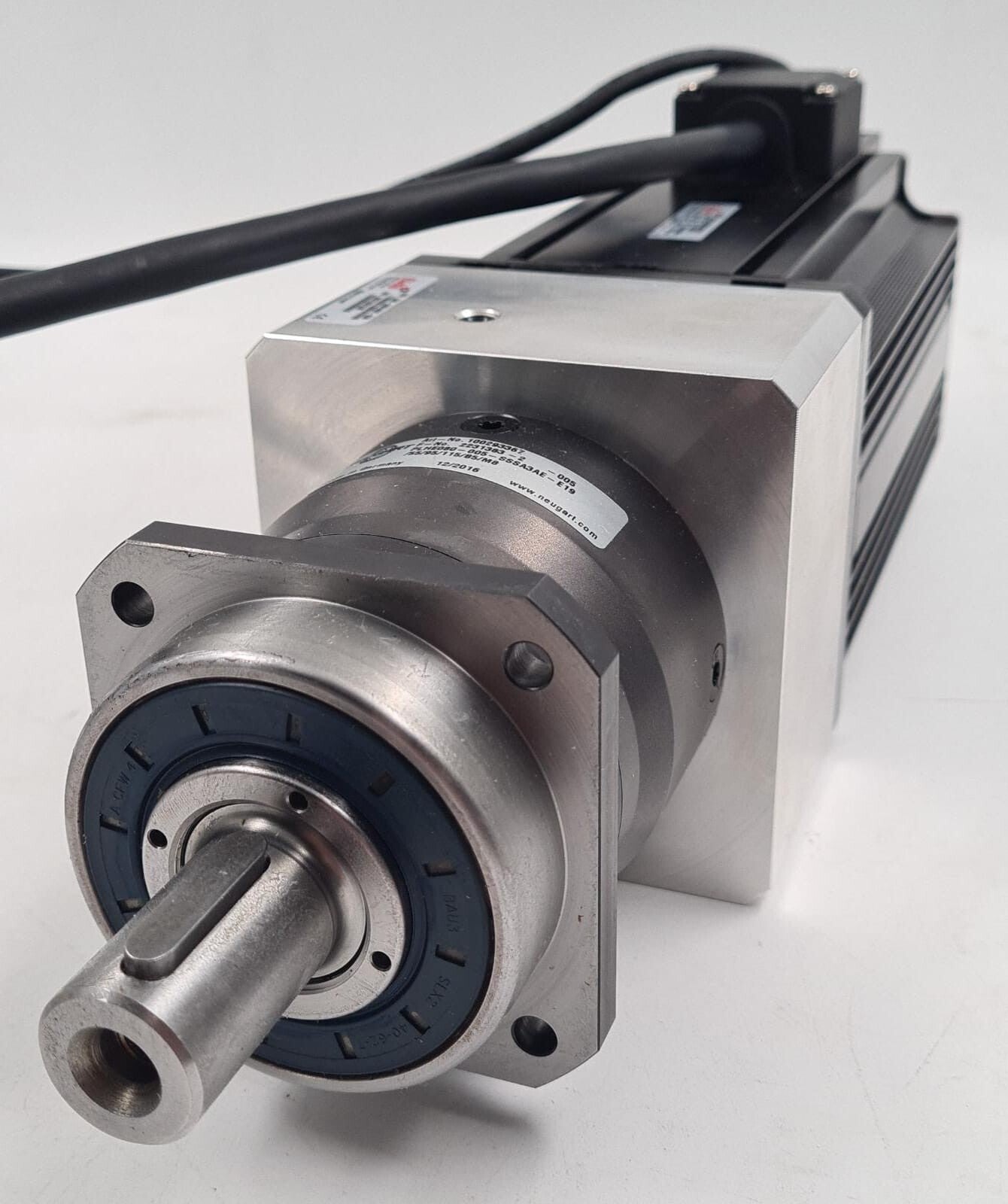 ELMO Servo Motor ENS-20BF4N2E $ ENS-20BF4N2E-G5N & NEUGART PLHE080-005-SSSA3AE