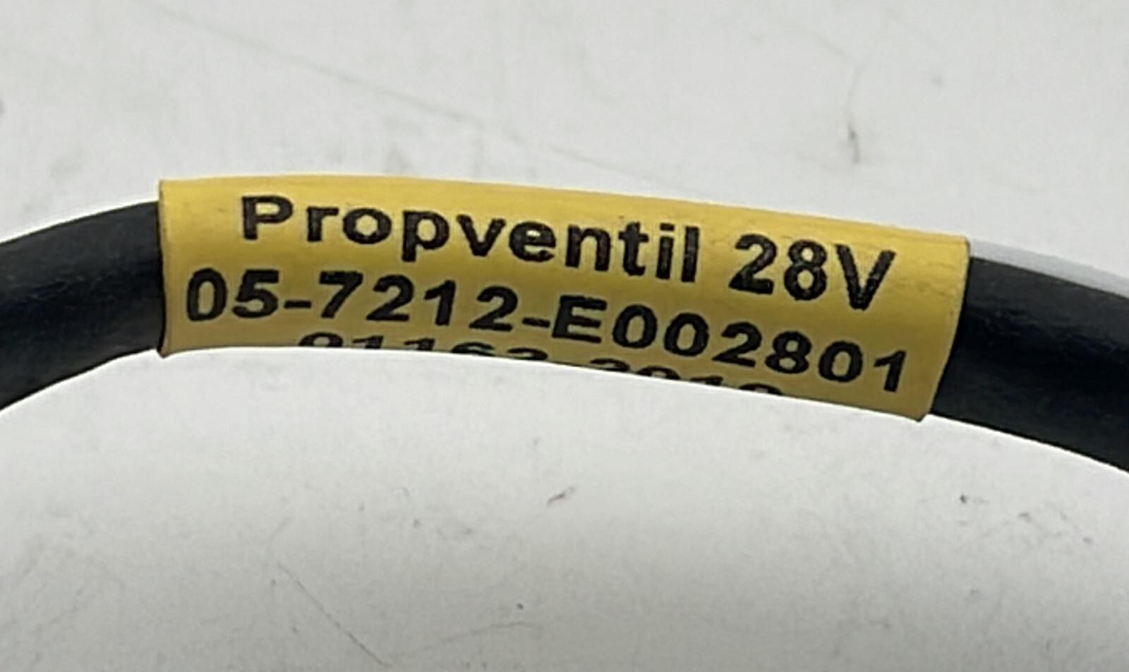 diamond aircraft 05-7212-E002801 Propventil Control Valve 28V