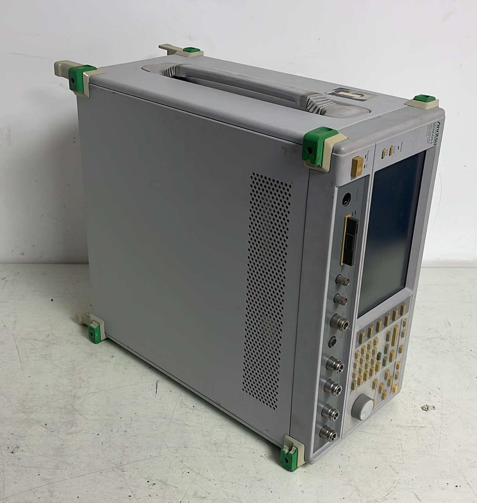 Anritsu MS8604A Digital Mobile Radio Transmitter Tester 100Hz-8.5Ghz