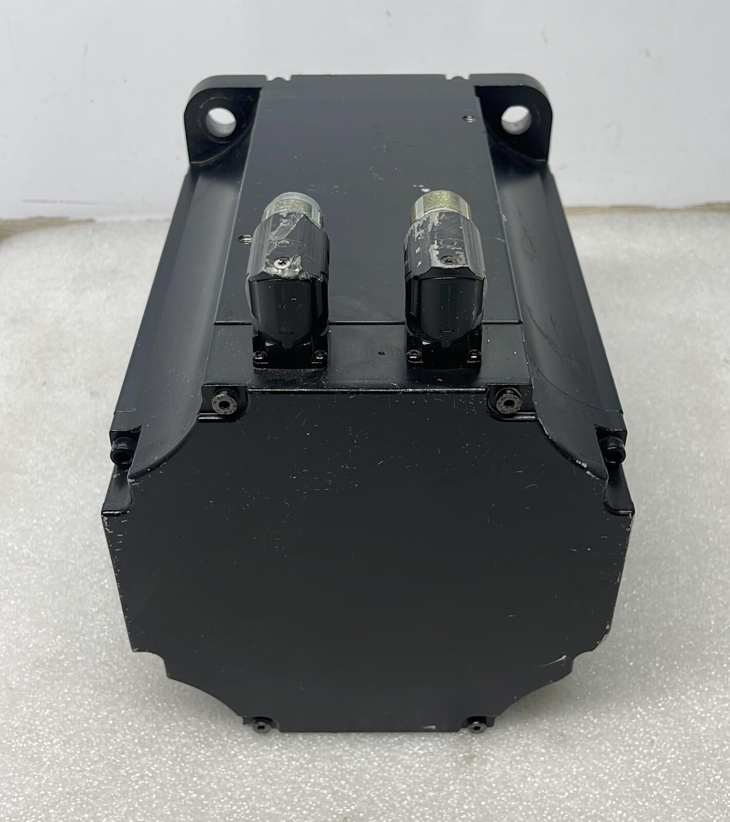 B&R Automation 8LSA74.R0045D000-0 Rev. C5 Servo Motor