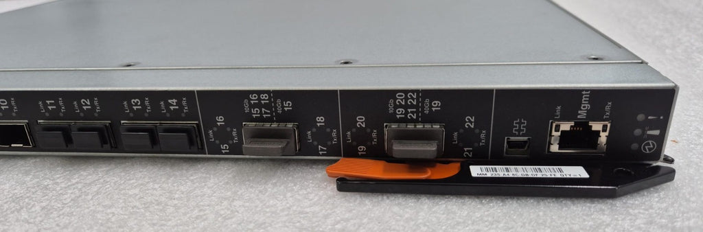 Lenovo Flex System Fabric EN4093R 10Gb Scalable Switch 00VX203 00VX205