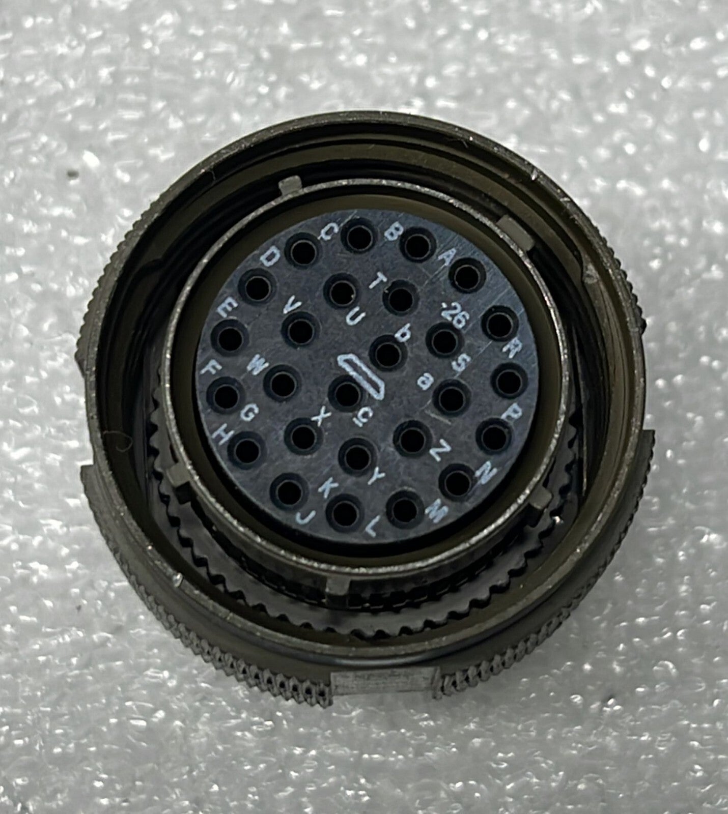 NEW SEALED - [LOT OF 4] Amphenol D38999/26WE26SN Elec Conn Mil Spec Connector