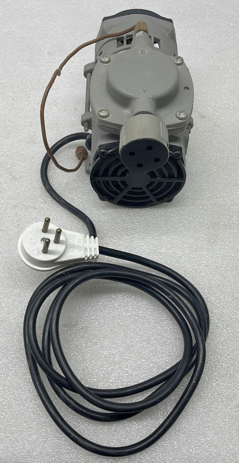 THOMAS PUMPS 107**** 220/230V 60/50Hz 0.7A MOTOR NO. 608206