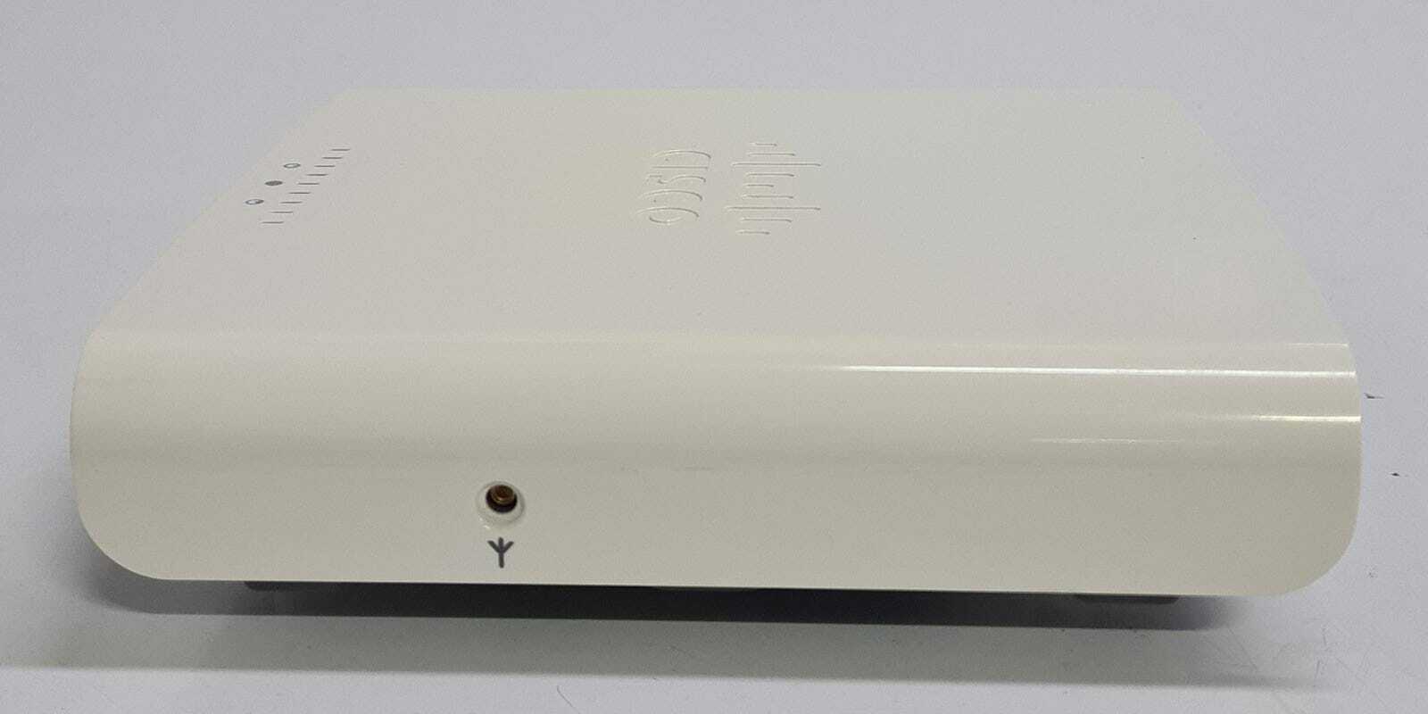 Cisco 3G USC 7330 USC7330-T2-K9 74-12604-01 Universal Small Cell