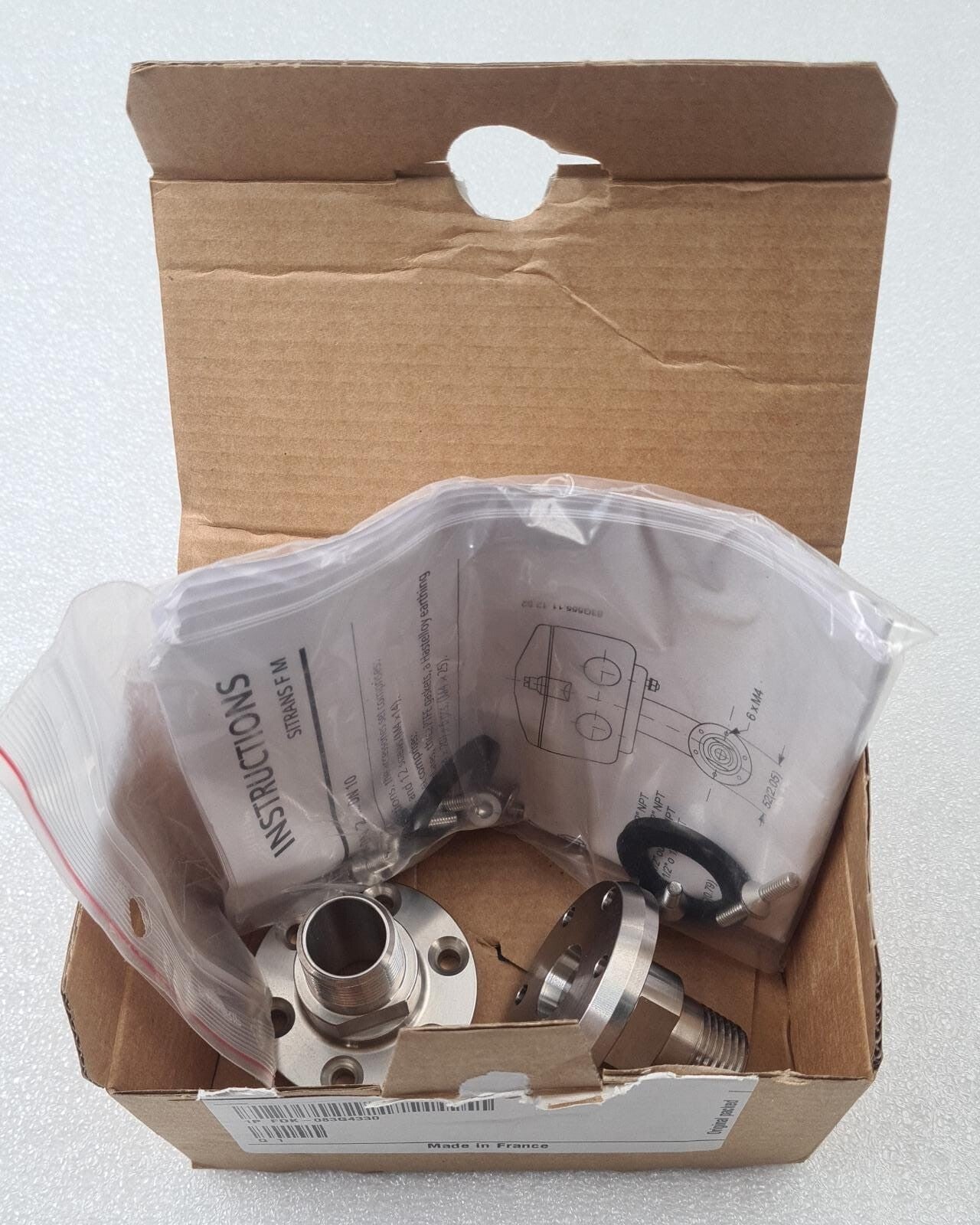 NEW - SIEMENS FDK-083G4330 MAG 1100 1/2 Inch NPT Thread