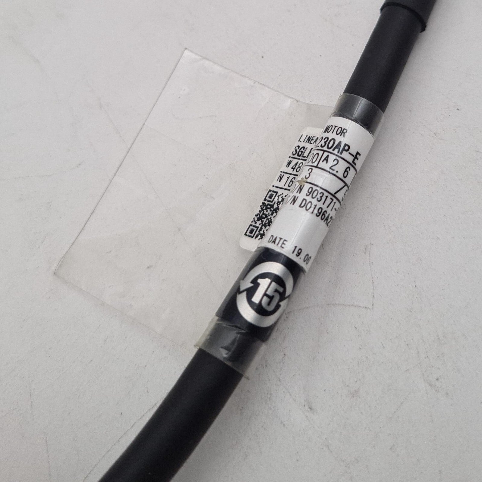 Yaskawa SGLFW-35A230AP-E iron-core linear servo motor moving coil 480W