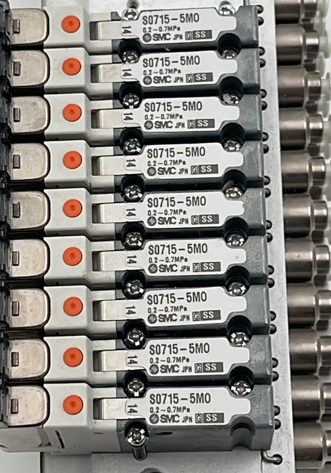[LOT OF 9] SMC S0715-5MO Solenoid Valve
