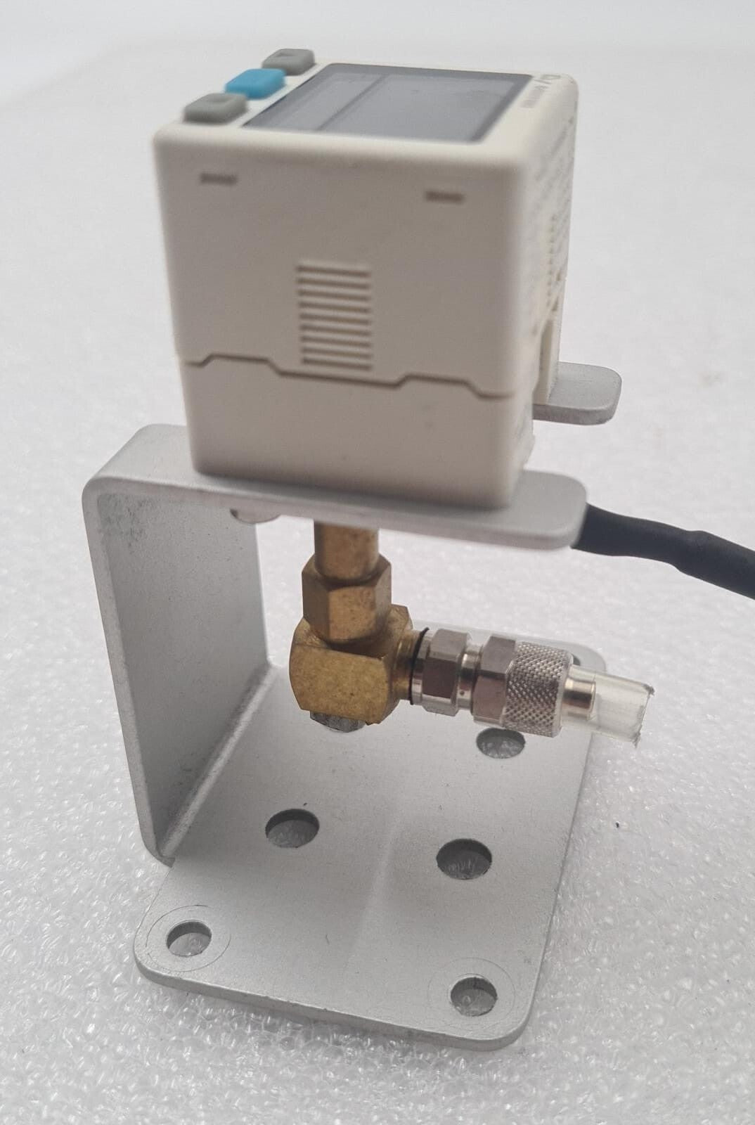 CONVUM MPS D42M5-NCA Digital Vacuum Pressure Flow Sensor DC12-24V