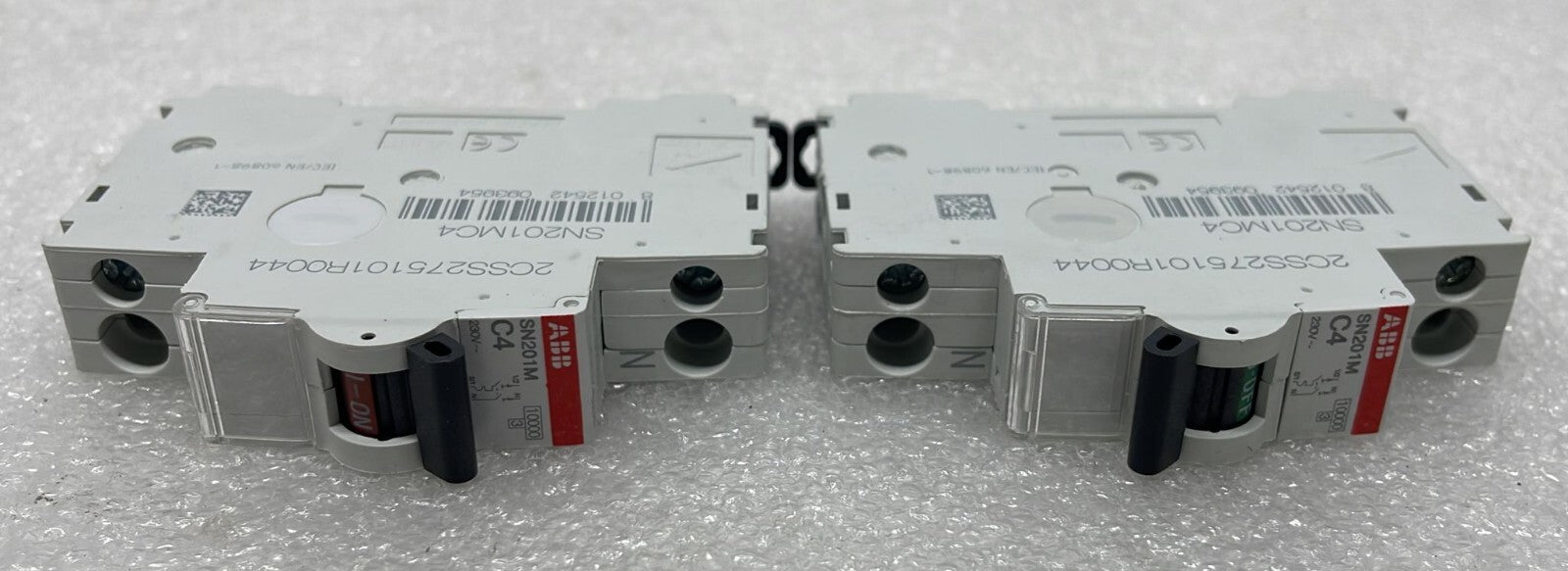 [LOT OF 2 ] ABB SN201M C4 CIRCUIT BREAKER 4A 1 POLE P/N 2CSS275101R0044