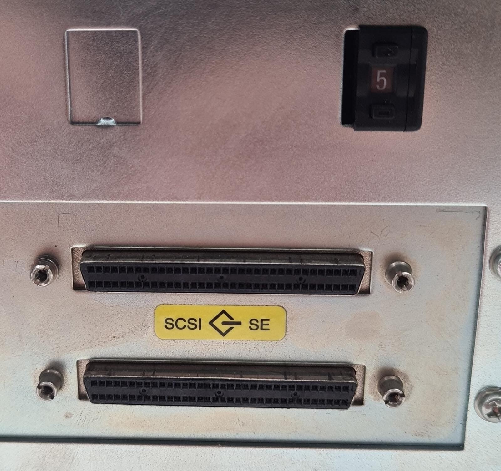 Digital DLT DS-TZ89N-TA DLT7000 SCSI External Tabletop Drive Module