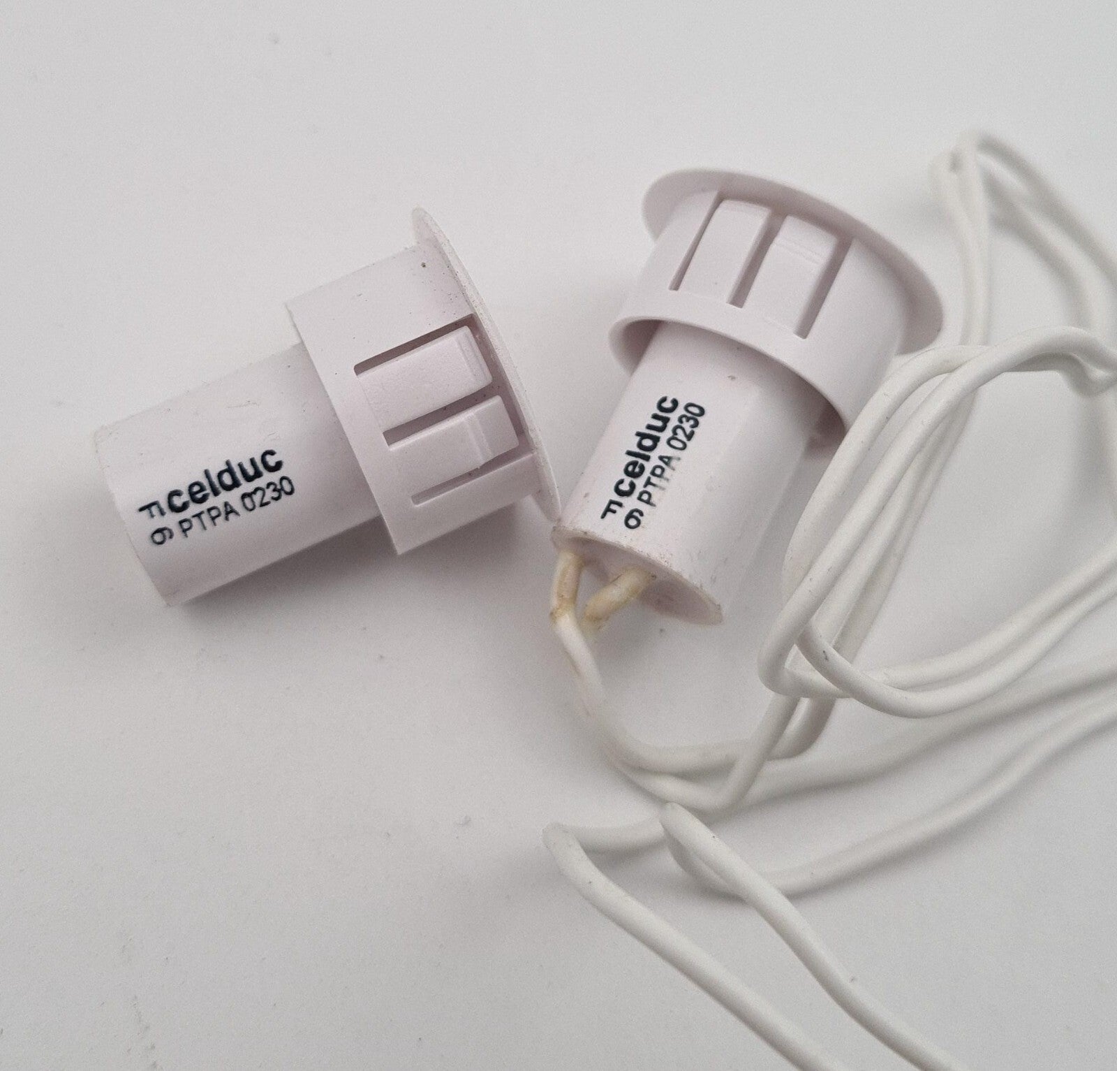 [LOT OF 7] NEW - Celduc Inc. PTPA 0230 Reed Switch Sensor Transducer PTPA0230