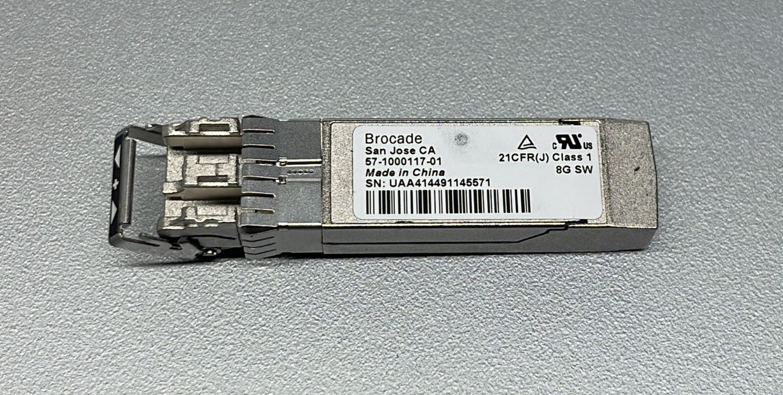 Brocade 6520 EMC DS-6520B 96-Port Fiber Channel Switch 100-652-862-00 W/ 96* SFP