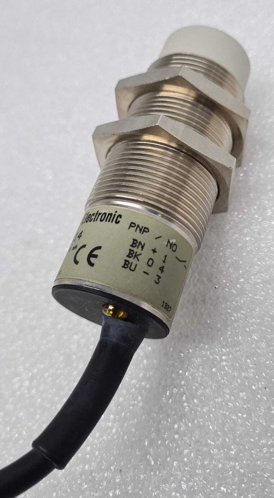Schonbuch Electronic INCT 3014 INCT3014 Proximity Sensor 10-35 VDC 300mA