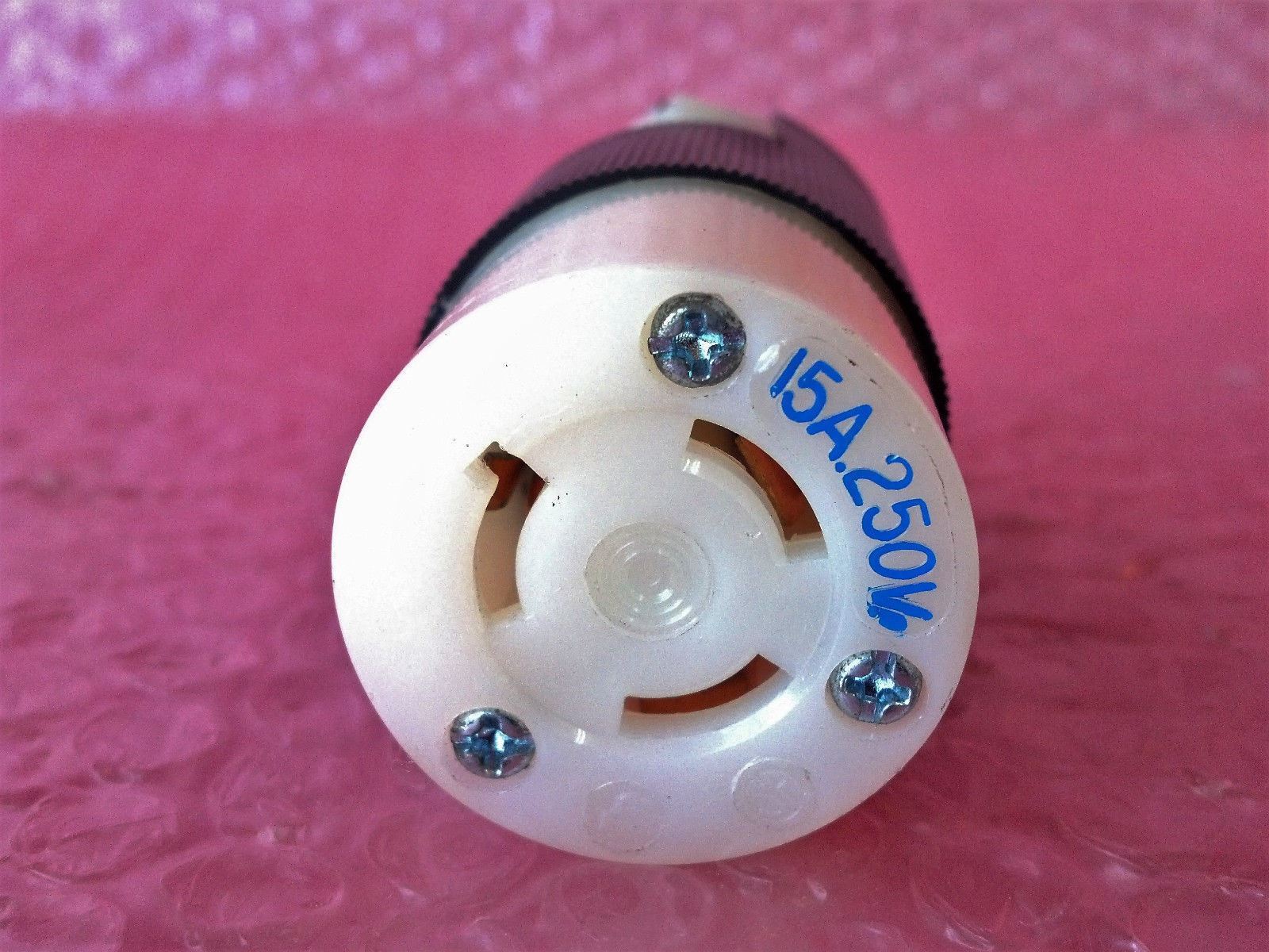 Grounding Hbl4579c Twist Lock Connector Body 15 A 250 V 2PCS