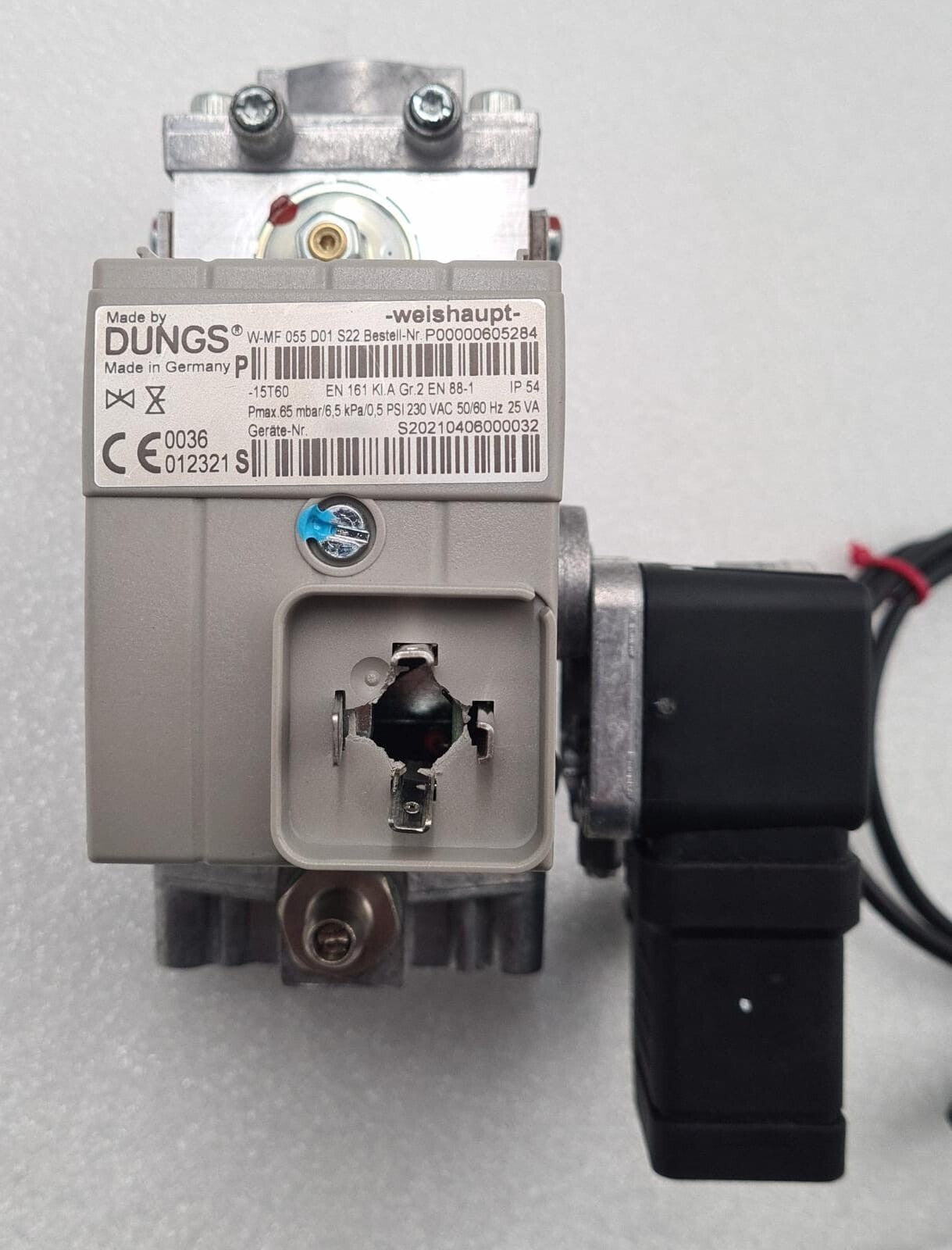 DUNGS Weishaupt Control Gas Valve W-MF 055 D01 S22 605284 W/ GW 50 A5/1 **AS-IS