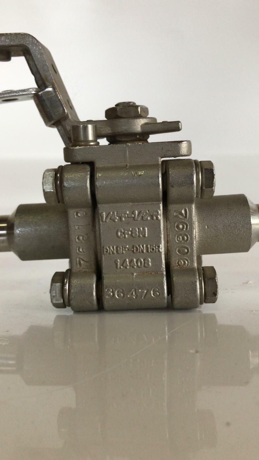 Flow- Tek 1/4"F 1/2"R CF8M Ball Valve, 1000 Wog, Cf8M 1440WOG DN8F ND 15R