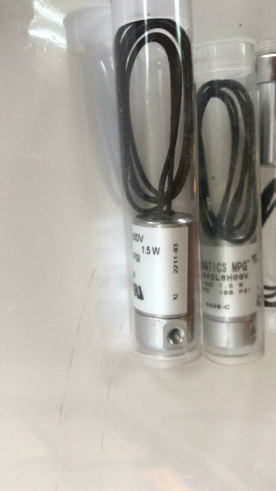 LOT OF 4  Numatics MPG Solenoid NEW LS02L4H00E