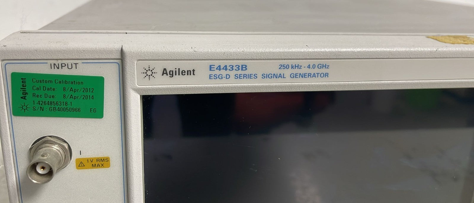 Agilent E4433B ESG-D Series Signal Generator 250 kHz - 4.0 GHz