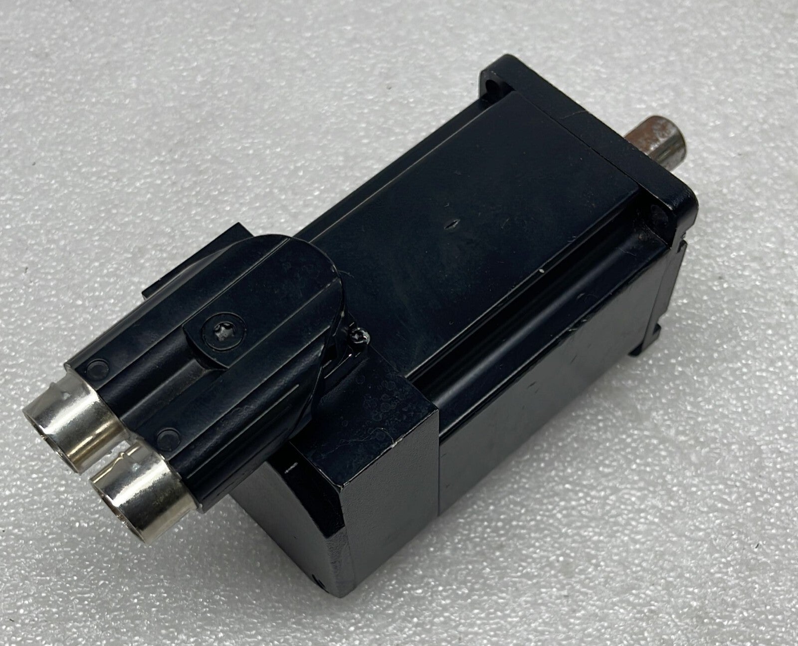 B&R Automation Synchronous Servo Motor 8LVA23.R0030D000-0