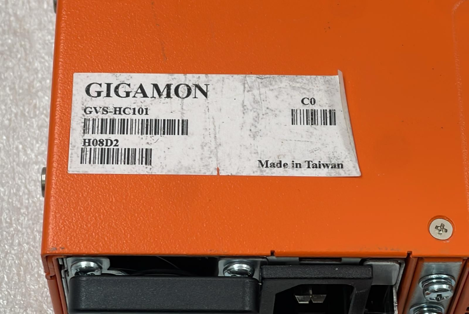 Gigamon GigaVUE-HC1 Network Security Device GVS-HC101 W/ TAP-HC1-G10040